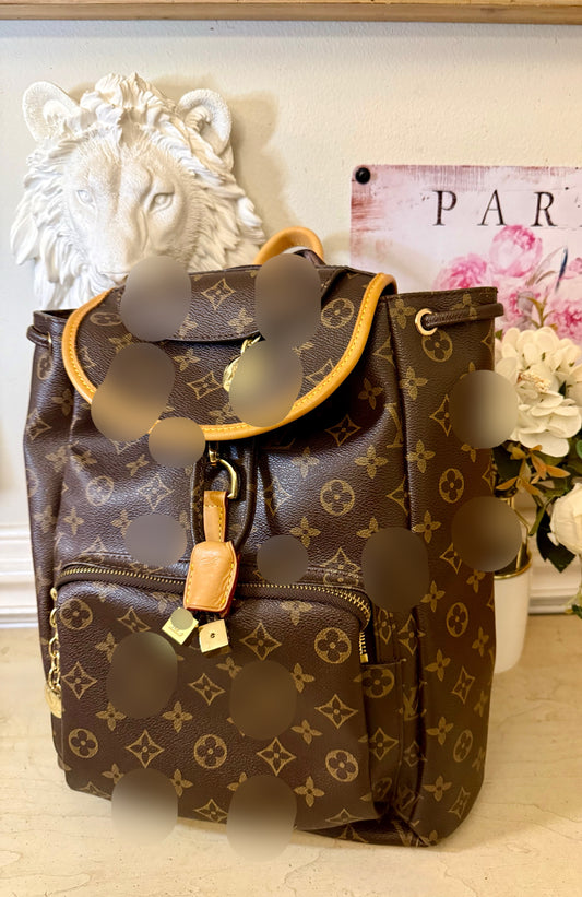 Medium Backpack